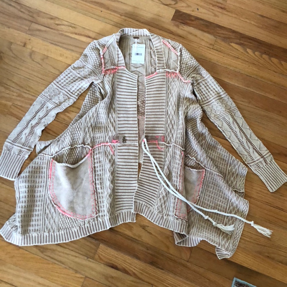 💖BNWT💖 Free People Washed Out Cardi Sand - Picture 3 of 5